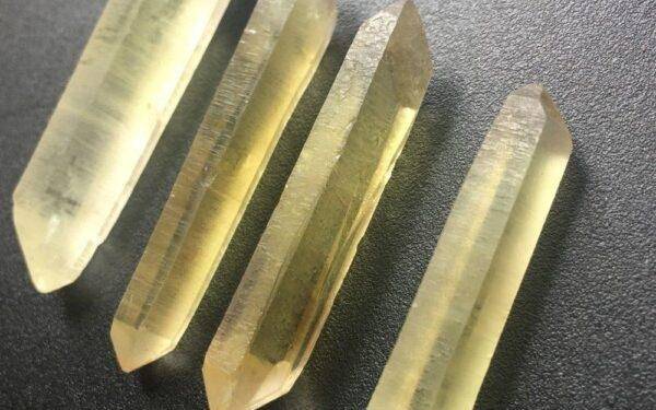 Лемурийский кристалл : влияние на жизнь человека, особенности и полезные свойства
